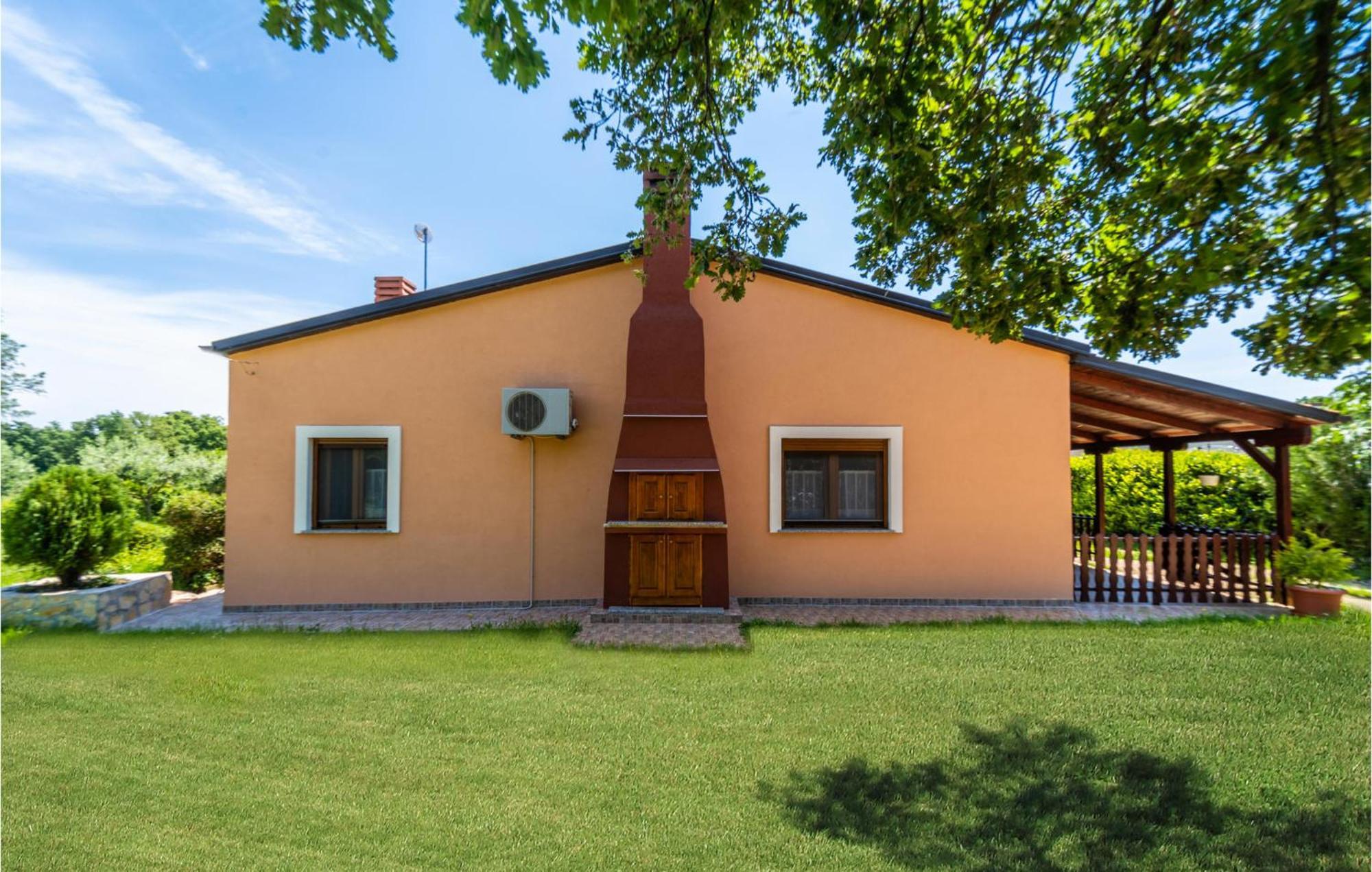 Beautiful Apartment In Krnica With Kitchen Exteriér fotografie